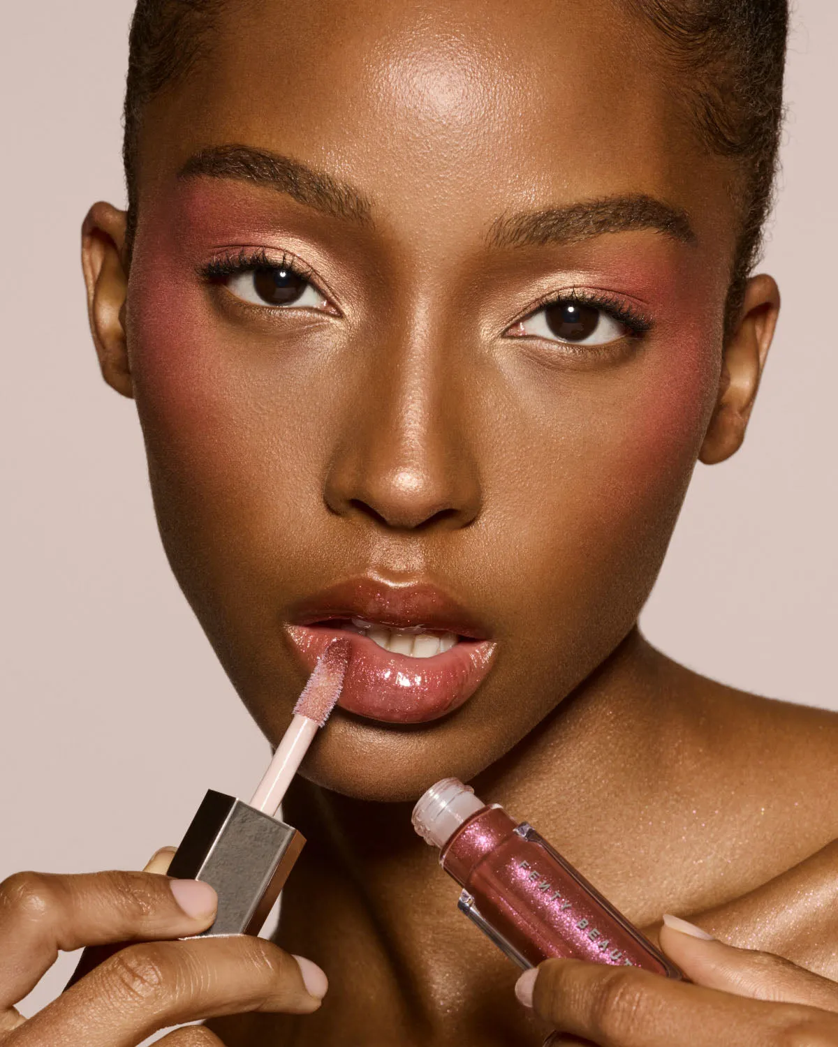 Gloss Bomb Universal Lip Luminizer — Hot Chocolit - Image 4