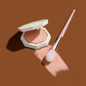 Demi’glow Light-Diffusing Highlighter + Brush Bundle
