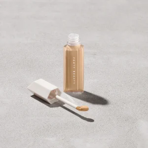 We’re Even Hydrating Longwear Concealer — 230W