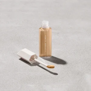We’re Even Hydrating Longwear Concealer — 235W