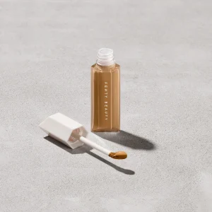 We’re Even Hydrating Longwear Concealer — 330W