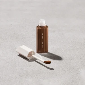 We’re Even Hydrating Longwear Concealer — 470W