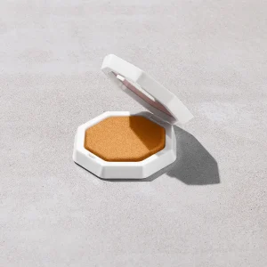 Demi’glow Light-Diffusing Highlighter — Rich Hunnie