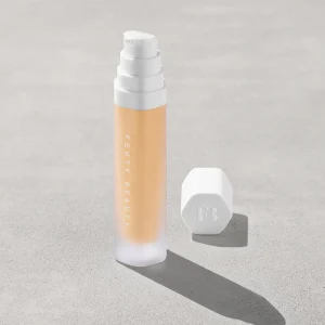 Soft’lit Naturally Luminous Longwear Foundation — 235