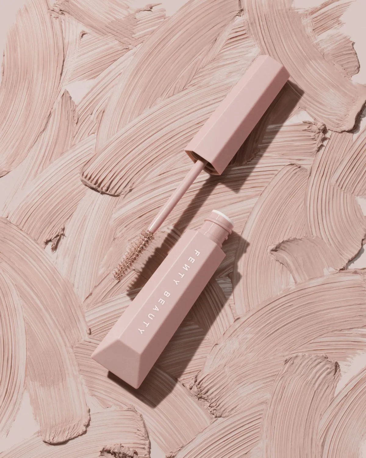 Hella Extra Mascara-Boosting Lash Primer - Image 7