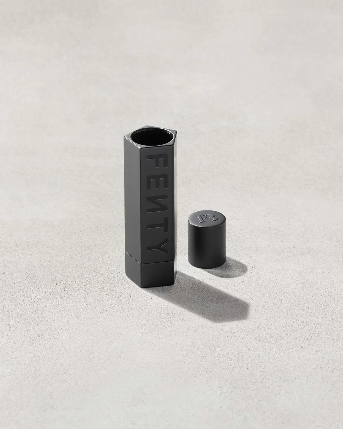 Fenty Icon The Case Semi-Matte Refillable Lipstick — Matte Black - Image 5