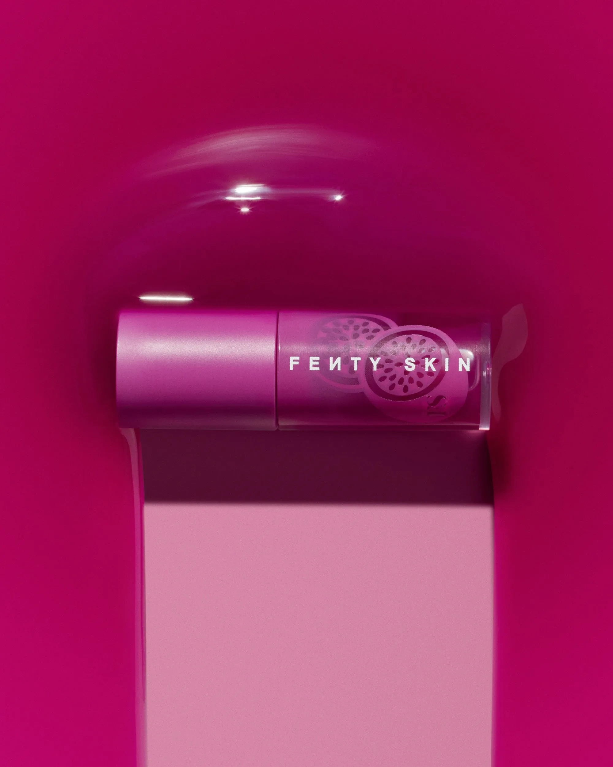 Fenty Treatz Hydrating + Strengthening Lip Oil — Passion Fruit - Image 9